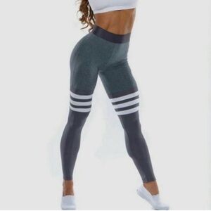 BOMBSHELL SPORTSWEAR
charcoal and gray Thigh High leggings